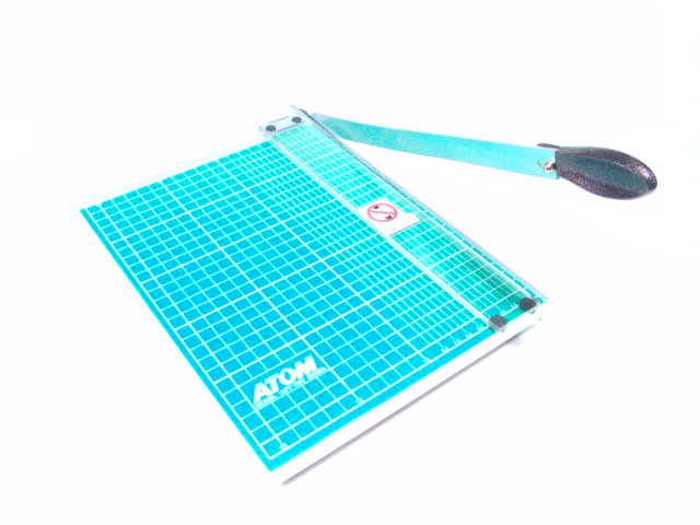 A4��ܱ� APT-300