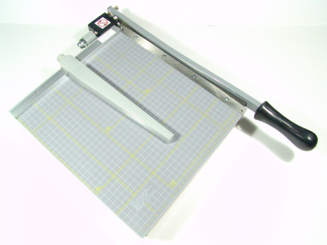 B4��ܱ� APT-400